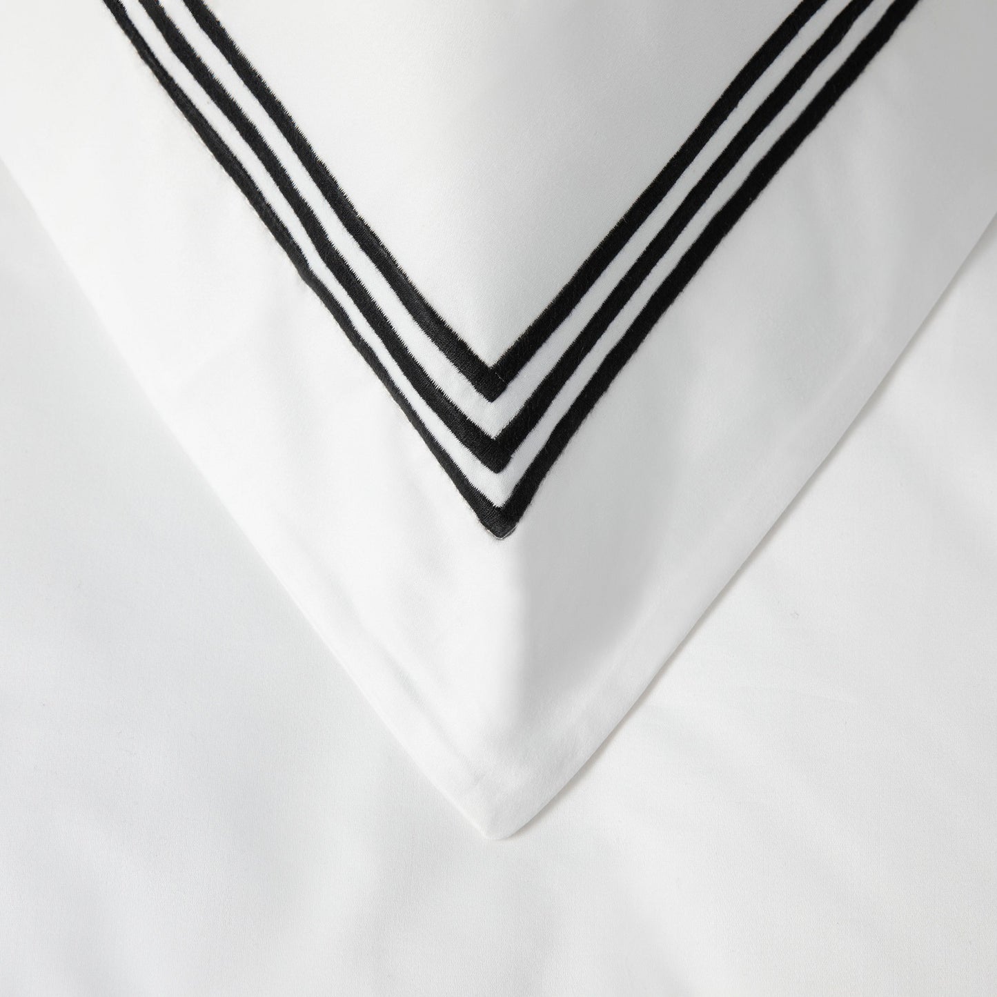 Milano Egyptian 800 Thread Cotton - White with Black Three Row Cord - Flat Sheet