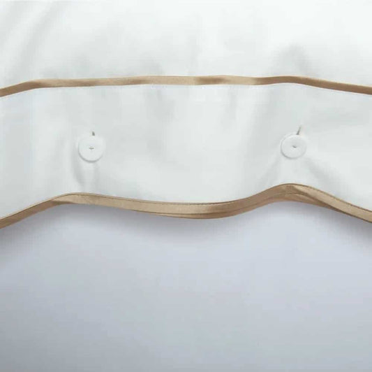Monaco Egyptian 550 Thread Cotton Sateen - Mink trim - Fronha com botões