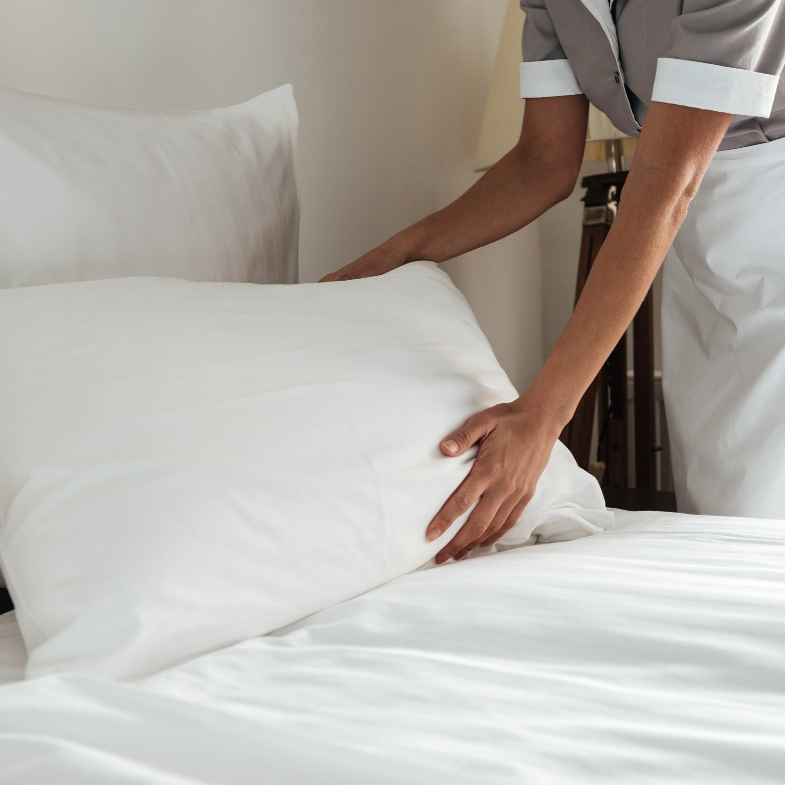 Dunlopillo MicroFibre Body Pillow – King Size, Cotton Cover, Asthma Council Approved