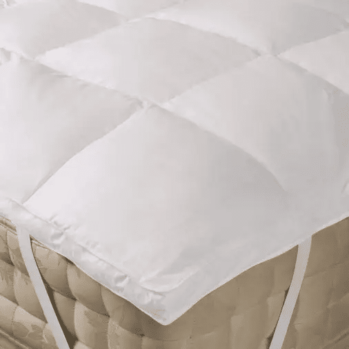 Goose-feather mattress topper for a hotel-style sleep