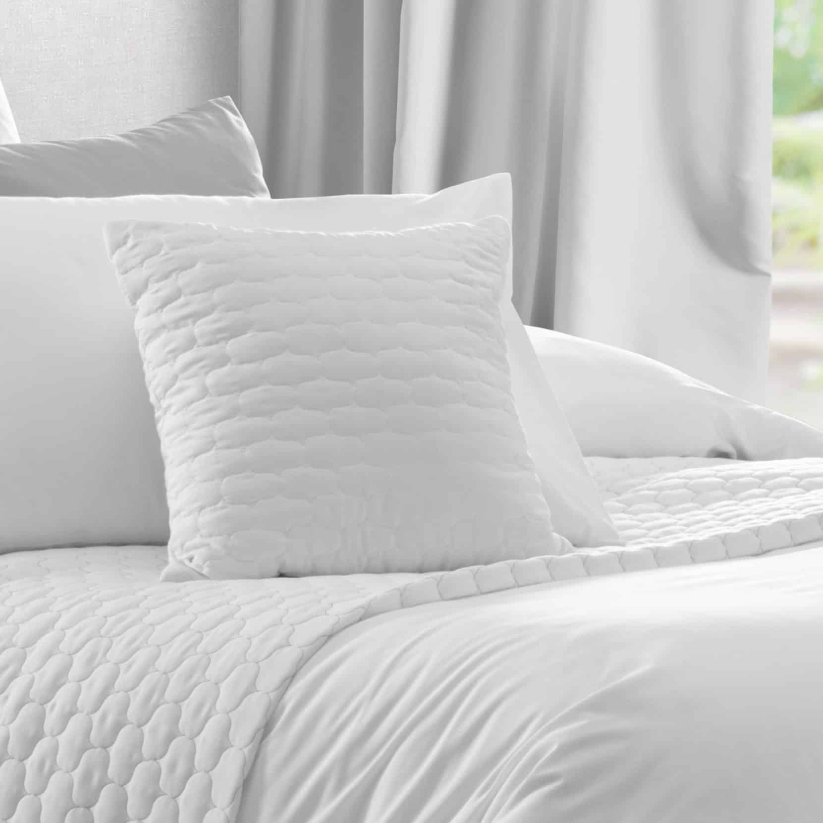 Luzerner Tagesdecke aus Baumwolle – King of Cotton